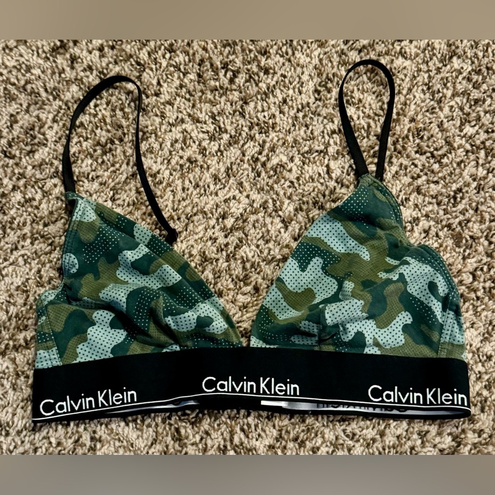 Calvin Klein Bralette M